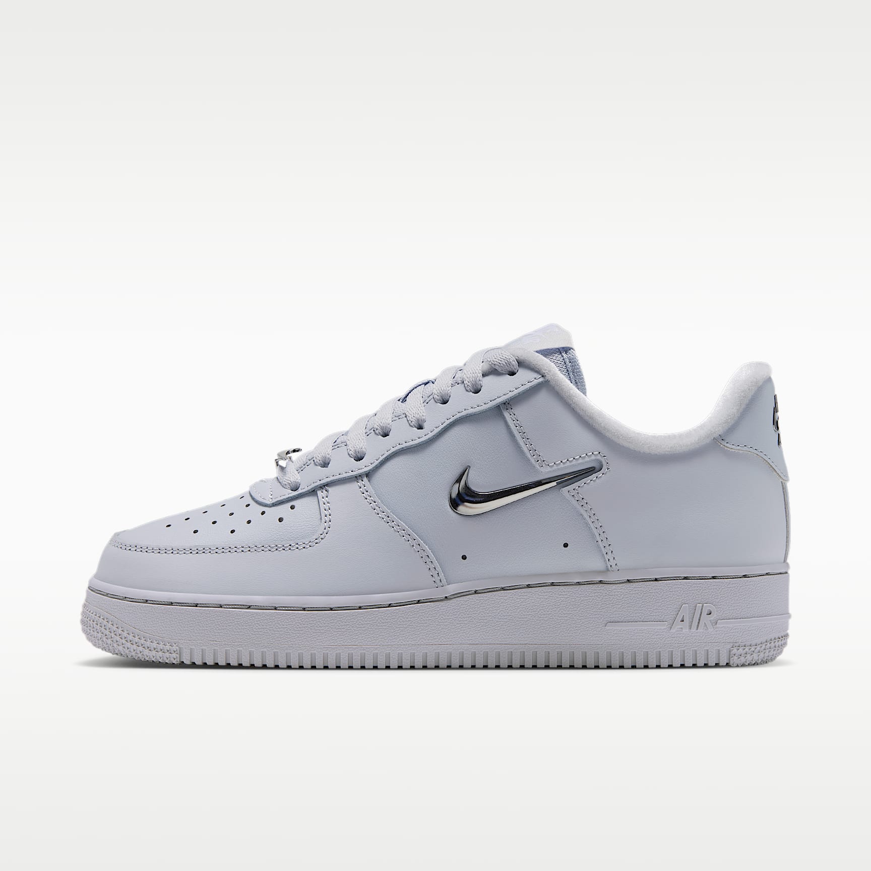 NIKE AIR FORCE 1 ‘07 Nike Air Force 1 '07 Women's Shoes. Nike SI